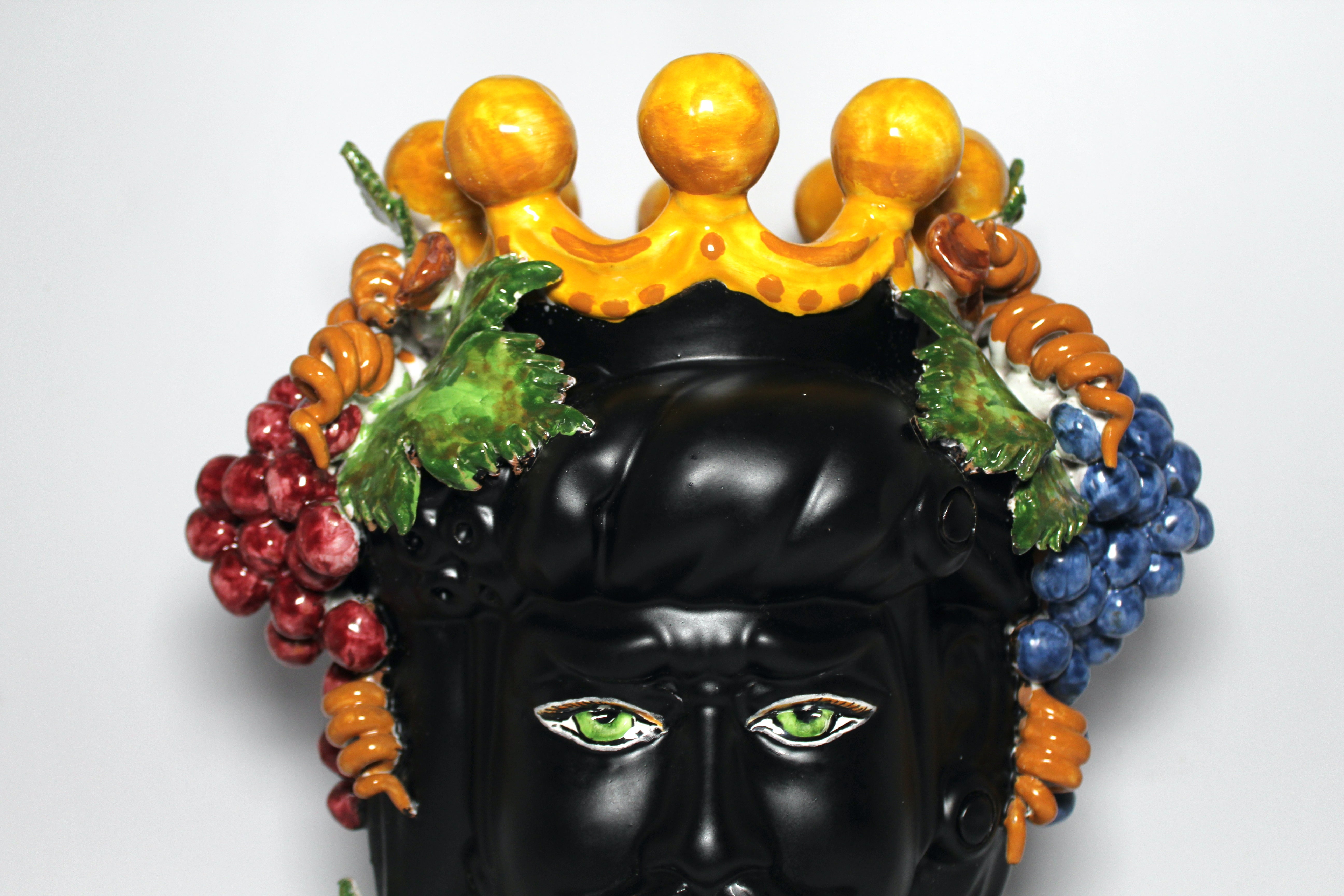 Teste di Moro Nero Opaco e Frutta