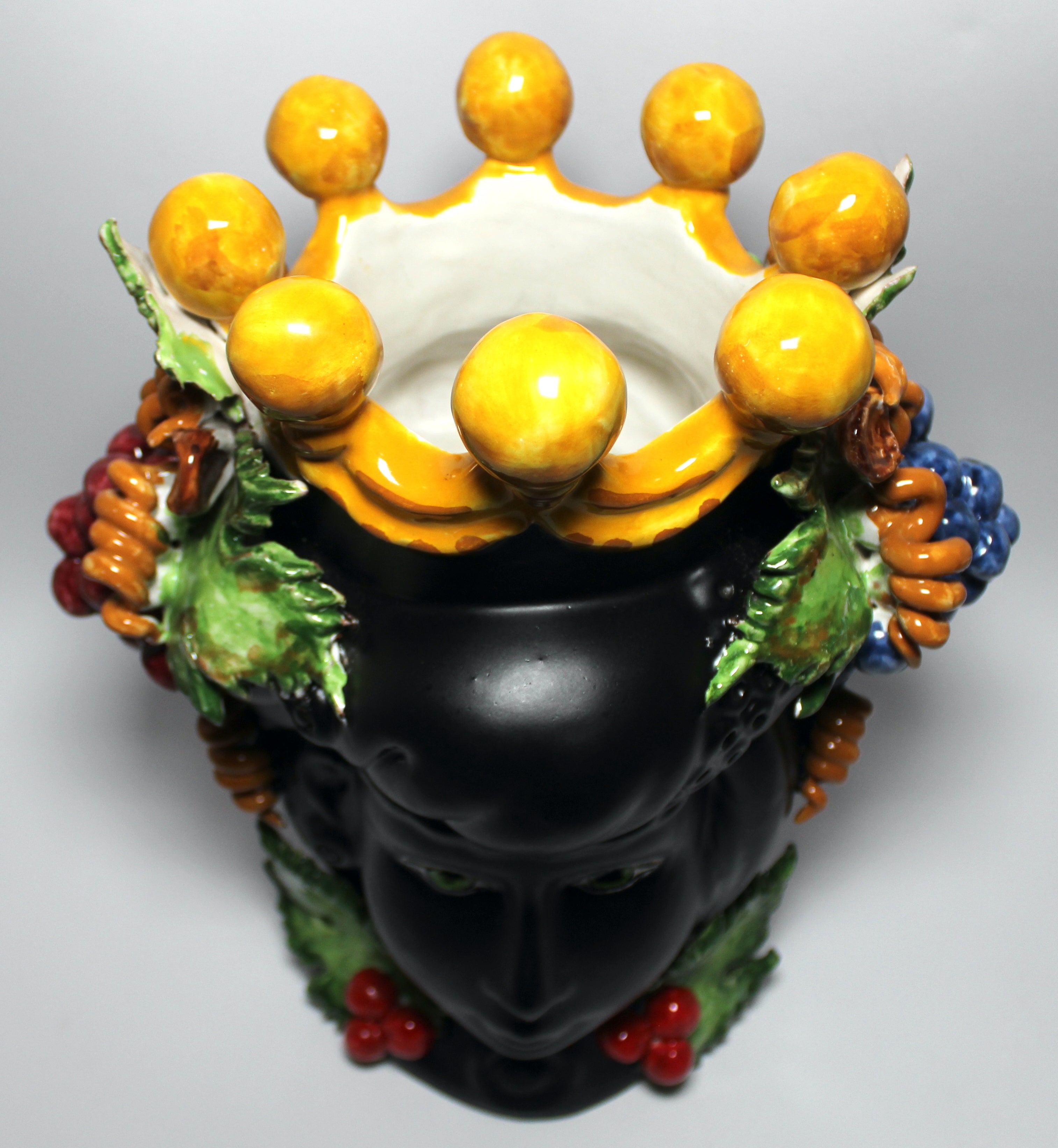 Teste di Moro Nero Opaco e Frutta